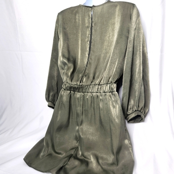 Zara Women's Small Silky Feel Romper Mini - Picture 2 of 11